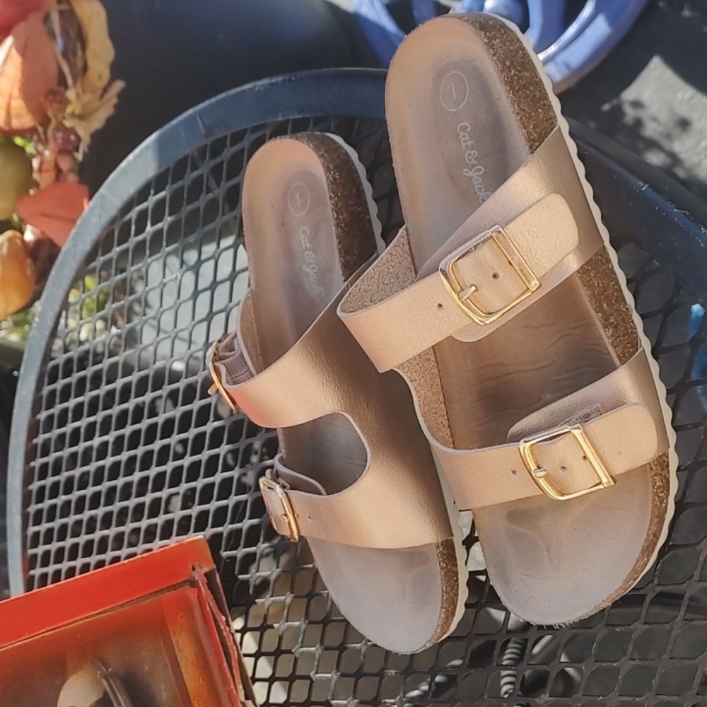 Cat & Jack Gold Buckle Sandals - Picture 3 of 9